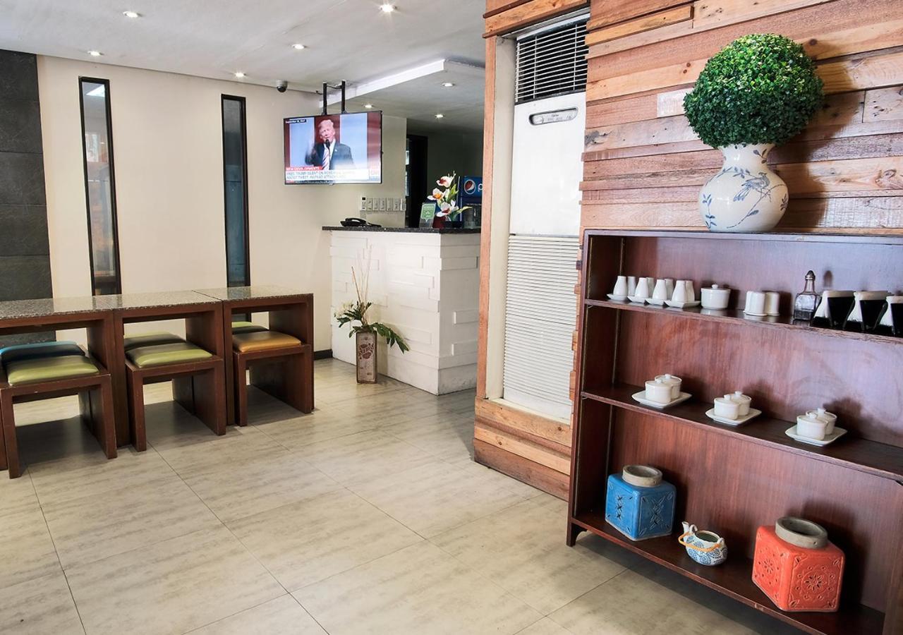海王星马卡提福赛尔酒店 马卡蒂 外观 照片